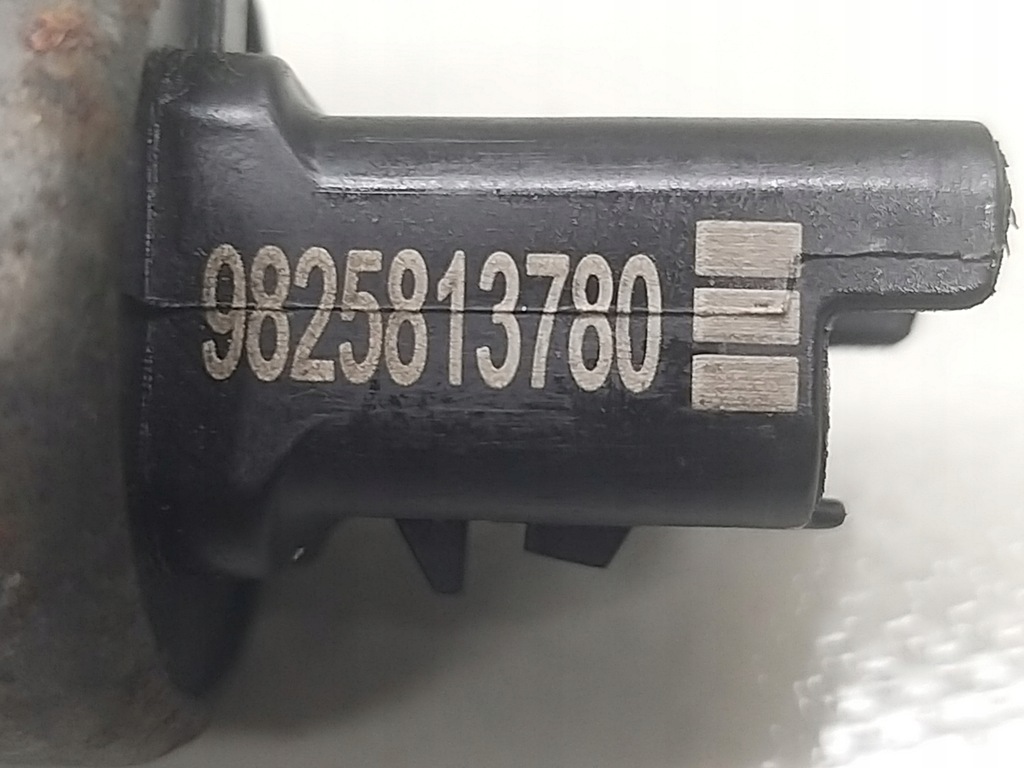 фото №8, Клапан датчик faz 1.6 thp 225km 5g06 citroen ds7 3008 508 9825813780