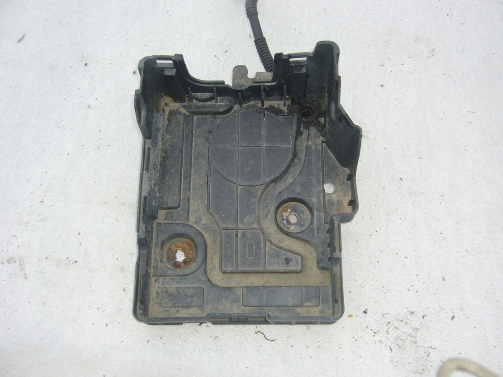 фото №1, Renault twingo ii lift 2013 r. - кронштейн аккумулятор