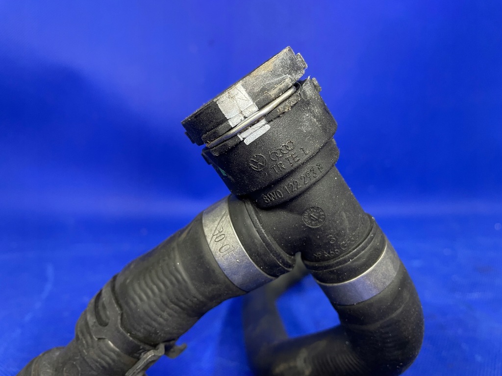 фото №6, Audi a4 b9 a5 шланг wąż wody радиатора патрубок 8w0122293b 8w0122449at