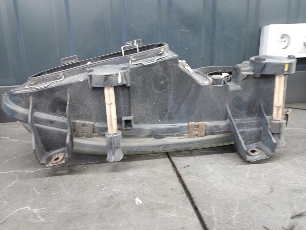 фото №9, A9738202261 лампа левый перед mercedes atego