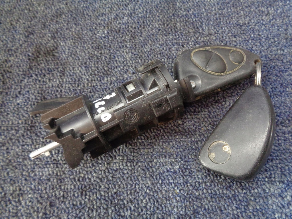 фото №12, Бортовой компьютер замок зажигания bsi 00551807970 0261207727 alfa romeo 147 1.6 16v 105km