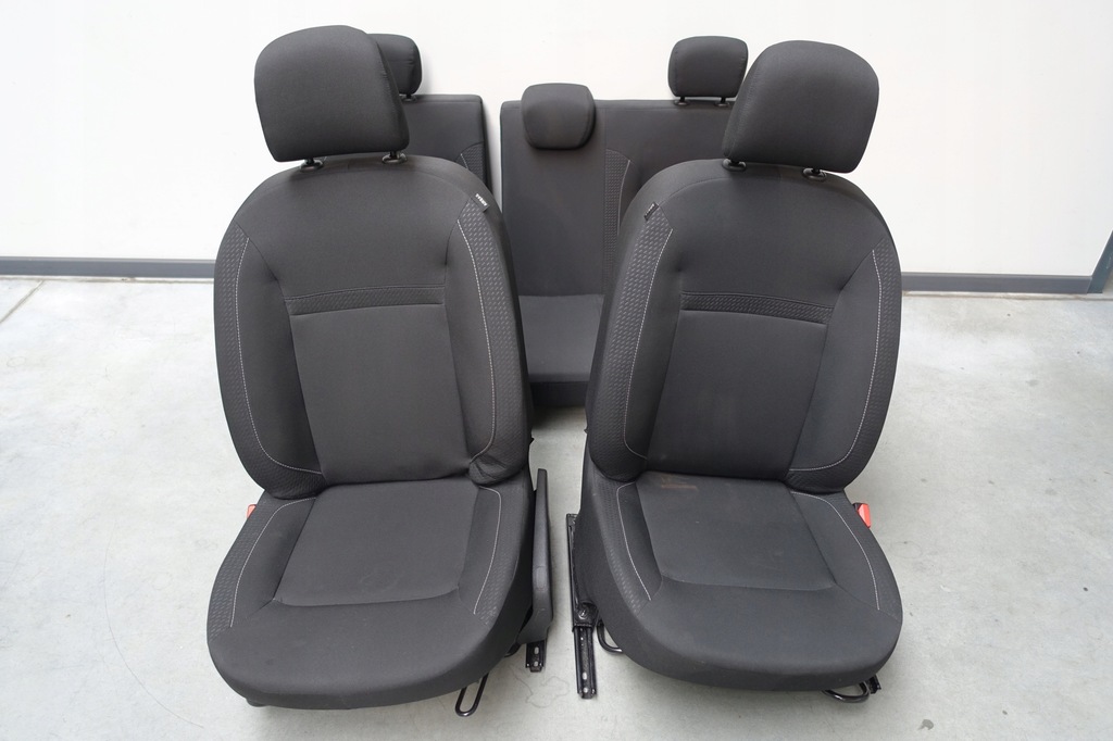 фото №1, Dacia sandero ii lift сидіння заднє сидіння підголівник комплект isofix