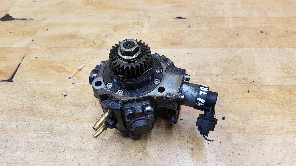 фото №1, Насос впрыскная renault trafic ii lift 2.0 dci