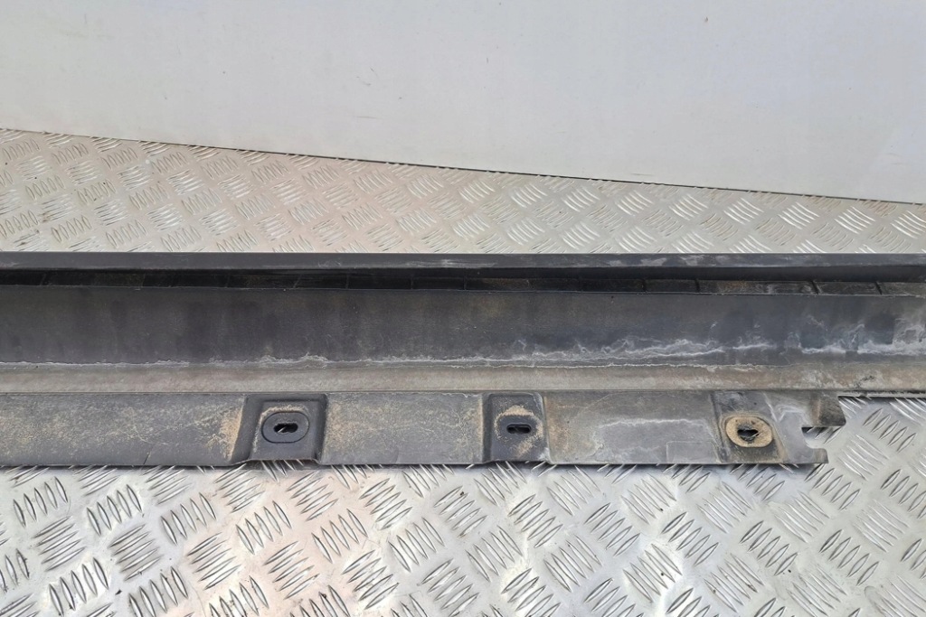 фото №9, Накладка поріг ліва bmw 7 f01, f02 7212739 4.4l бензиновий 330kw 2013