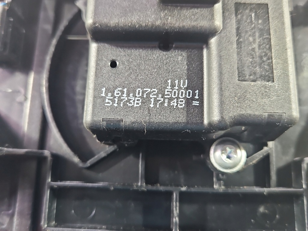 фото №9, Перемикач 6pin mercedes cls c219 a2116800552