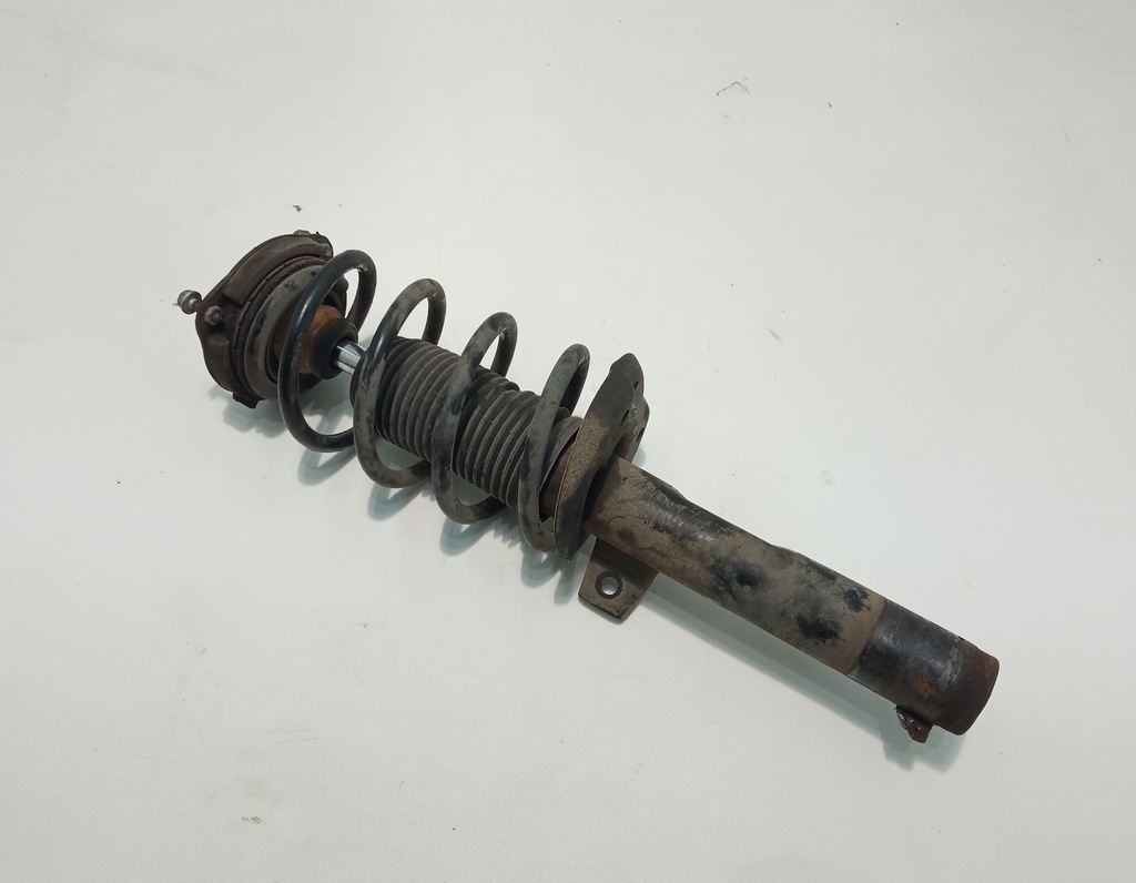 фото №1, Mcperson правий перед vw scirocco iii 2.0 tdi