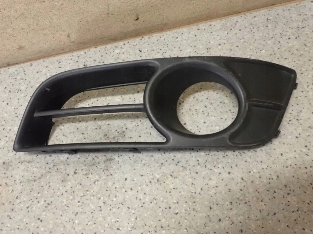 фото №1, Toyota corolla e12 04- решітка заглушка протитуманної фари l