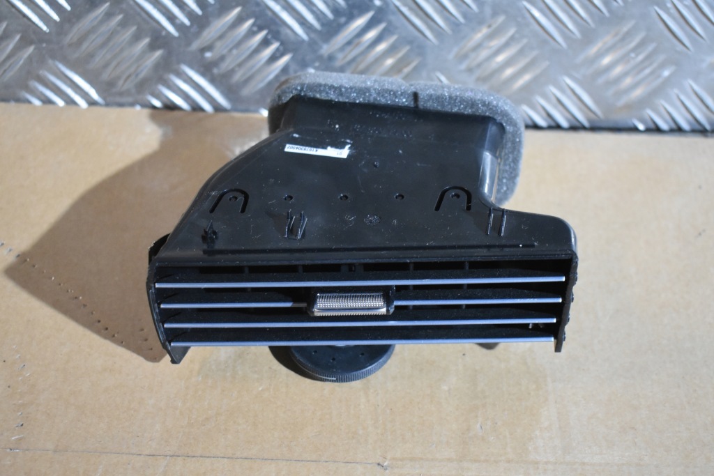 фото №1, Idealna решітка обдув ліва mercedes w167 1