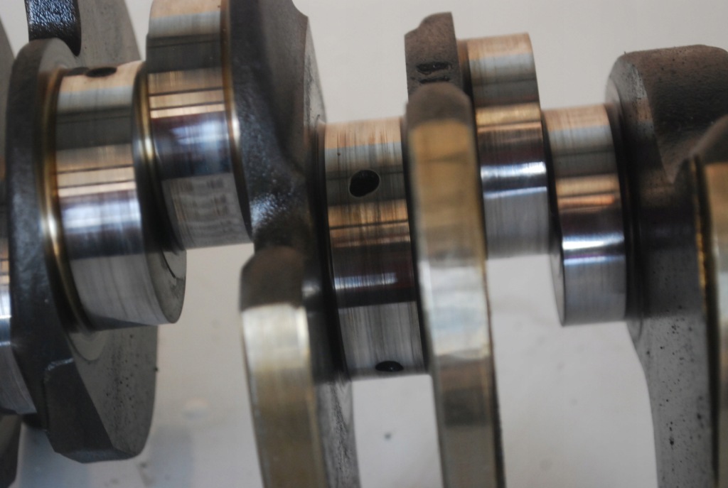 Wał коленчатый audi a6 c6 2.7 tdi can 059101be Недорого