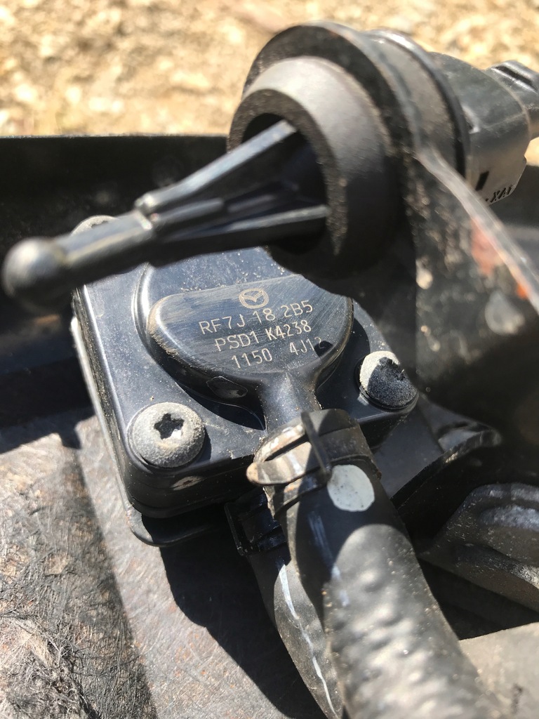 фото №7, Жабо металлический mazda 6 gg rf7j-182b5