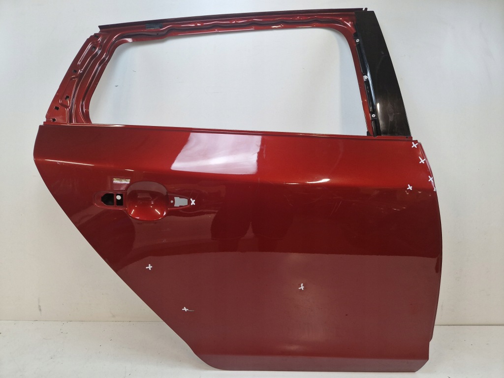 Купить Volvo v60 2010- 2018 дверь правое задние задняя kombi