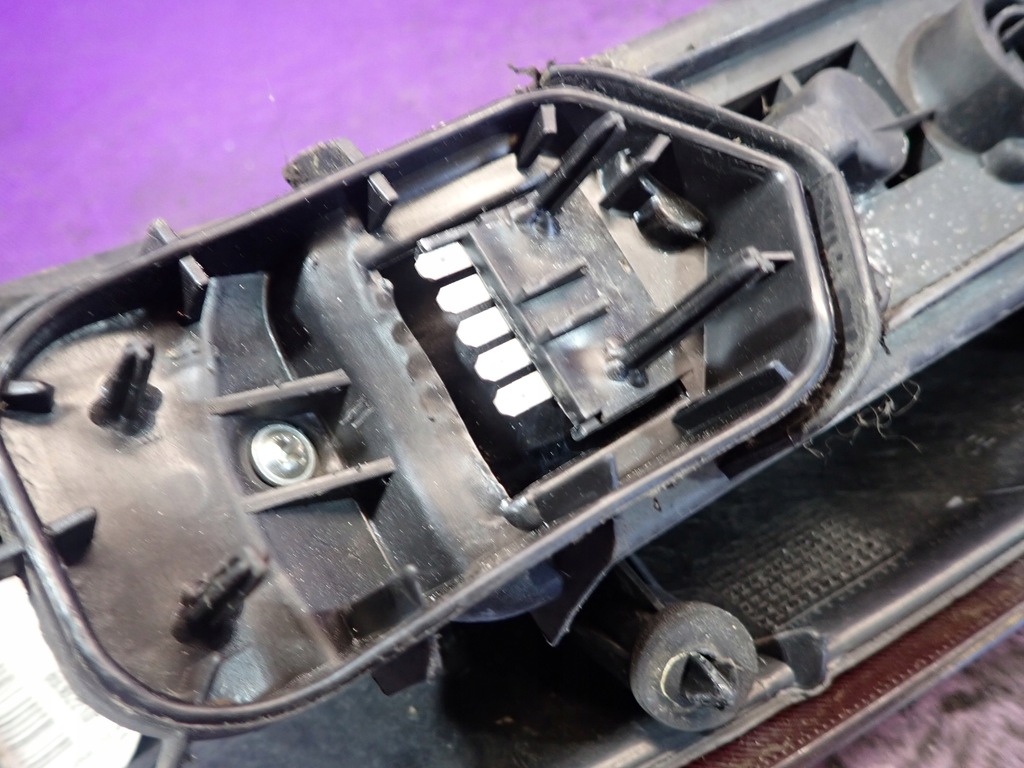 фото №5, Opel corsa c hb 3d 00-03 лампа задняя левая 89302210