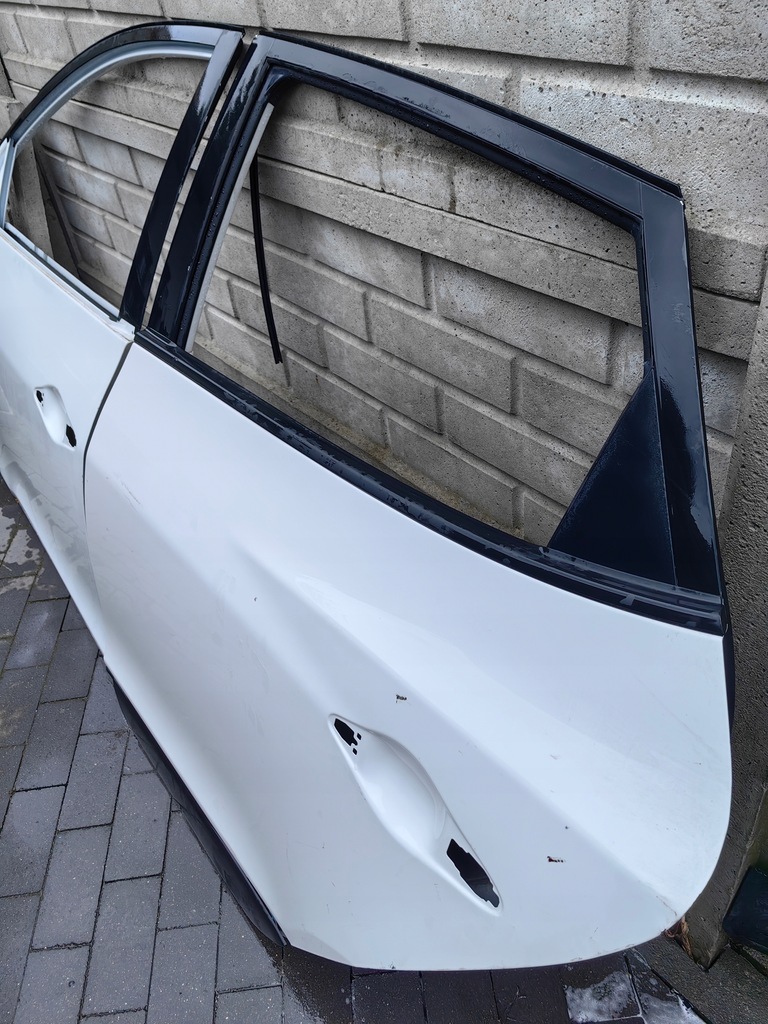 фото №2, Hyundai ix35 2015 двері ліва na накладка