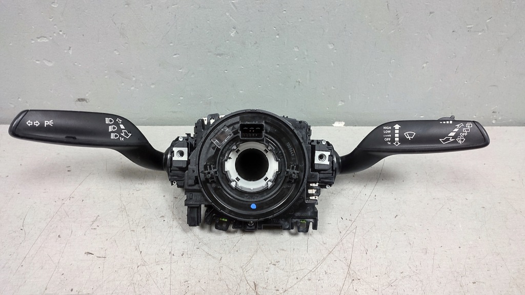 фото №1, Важіль перемикач комбінований audi a3 8v