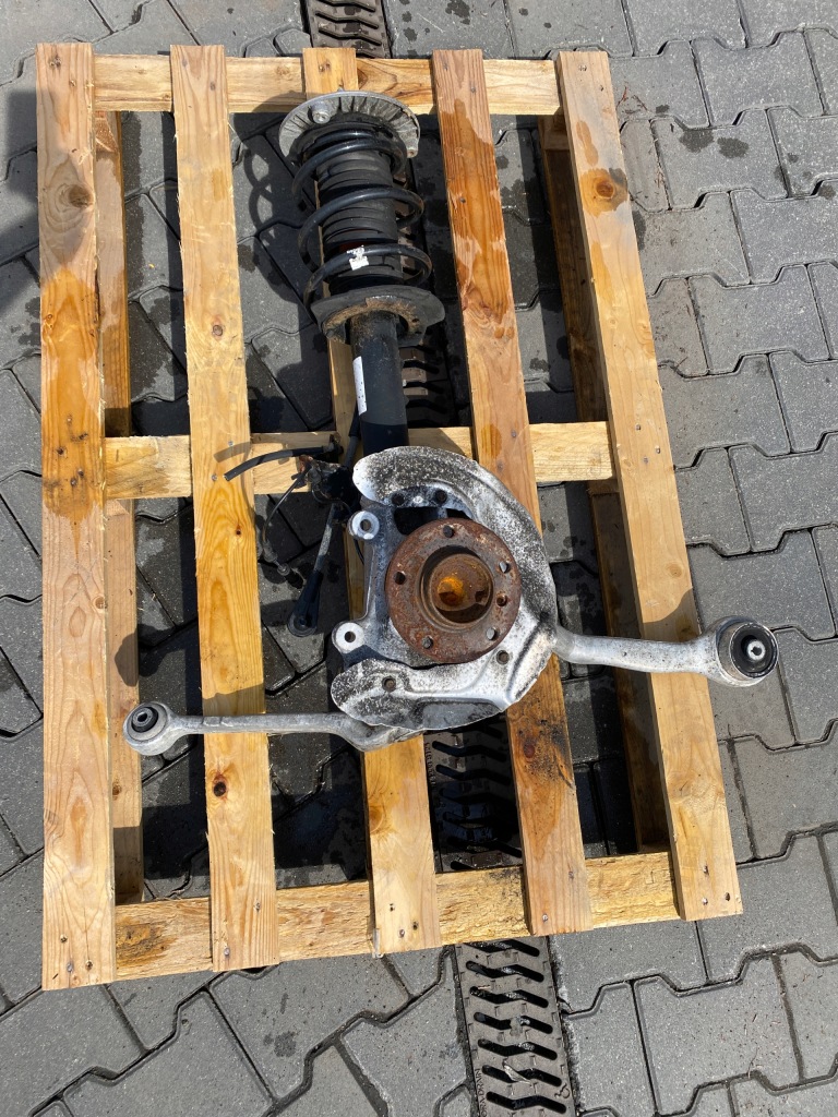 Купити Bmw f30 поворотний кулак амортизатор перед правий 6792288