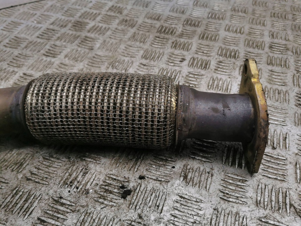 фото №5, Infiniti q30 2016 з'єднувач elestyczny вихлоп flex