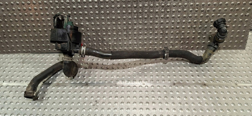 фото №1, Помпа циркуляція wody 144b03731r renault twingo iii z.e 2019-