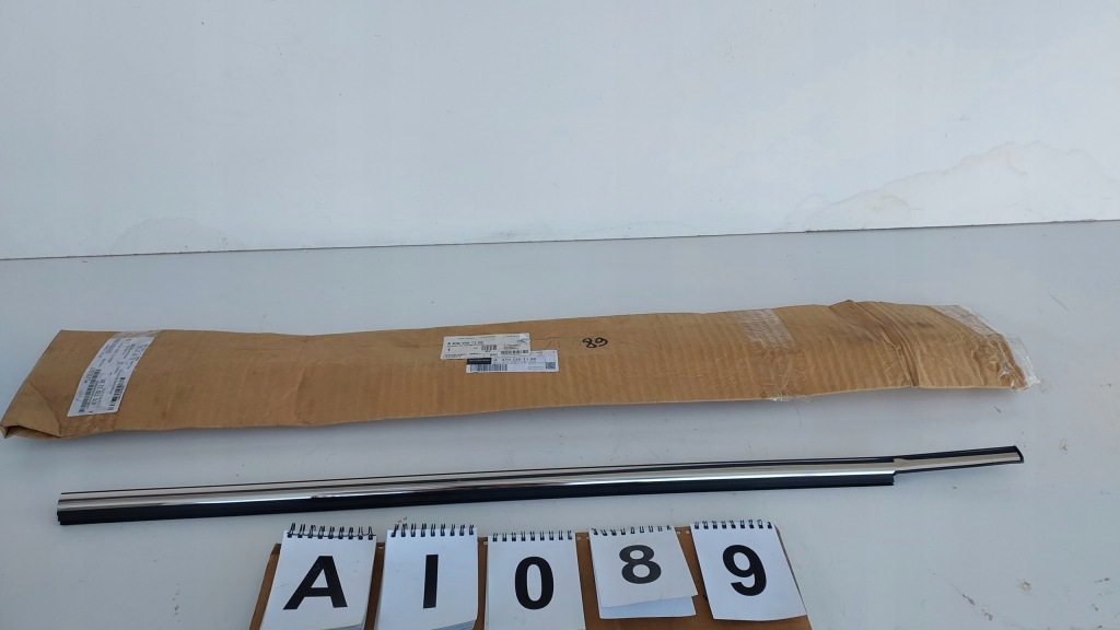 Купить Mercedes w470 x-klasa молдинг дверь правый перед