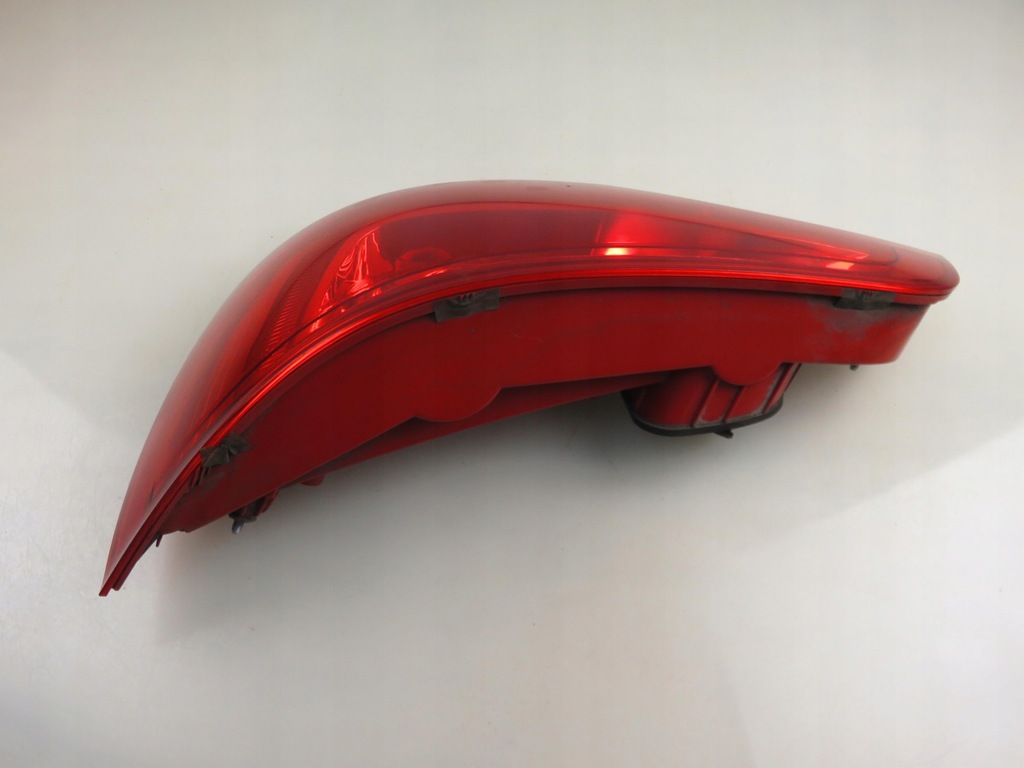 фото №9, Лампа правая задняя audi q7 4l 4l0945094f