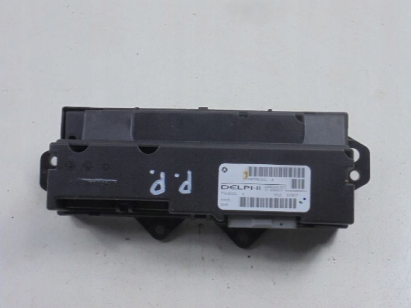 фото №8, Pacifica cs вимикач скло перед правий 04685982ag