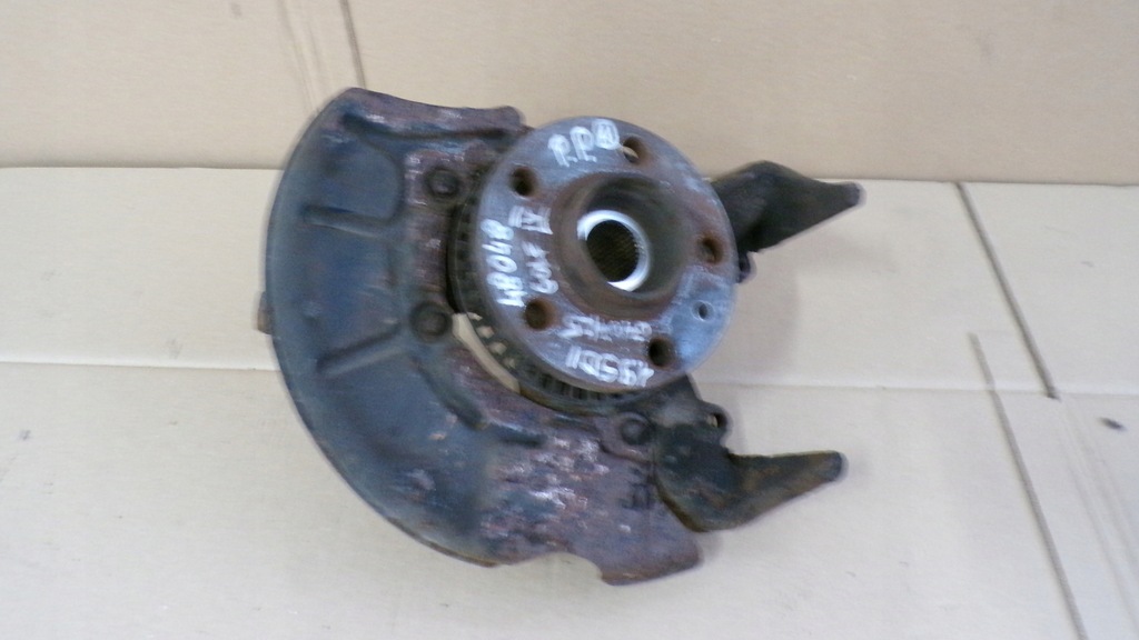 фото №1, Golf iv 1.9 sdi поворотный кулак правый перед