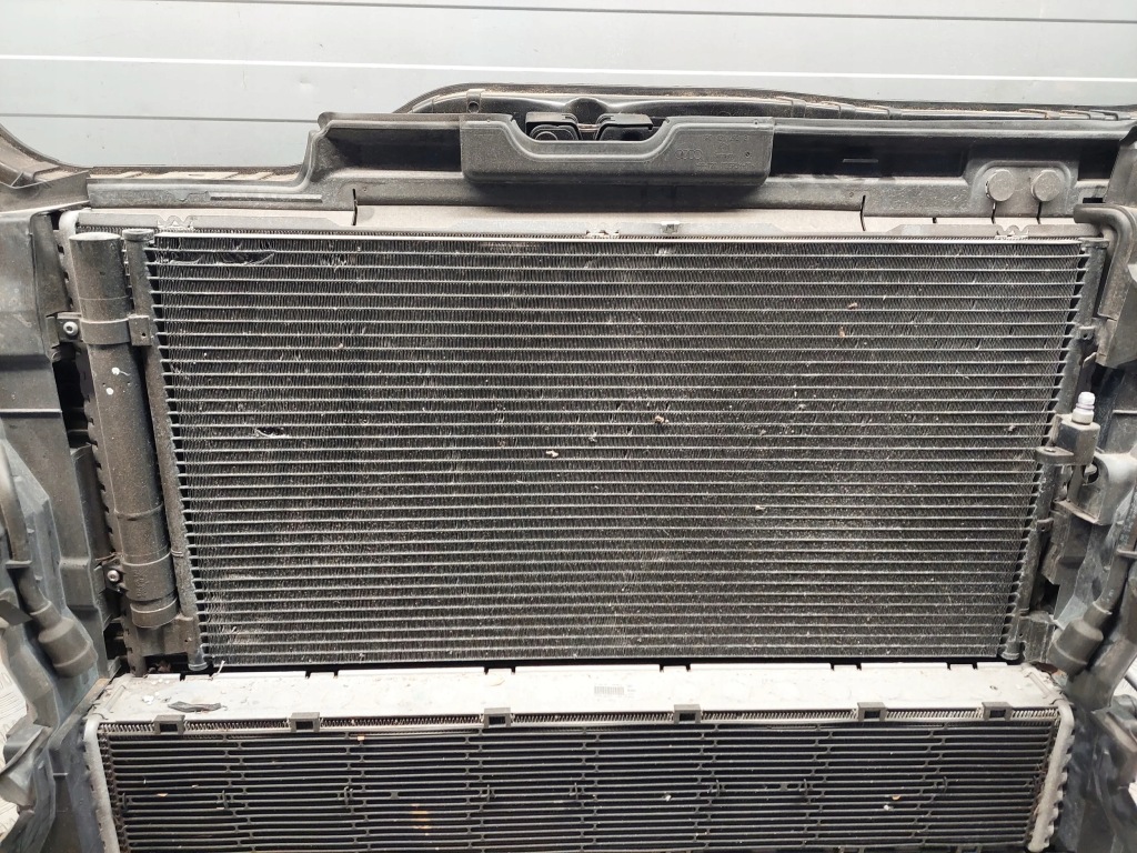 Audi q5 3.0 tfsi 260kw 4g0145804d с передний радиатор воды в Украине