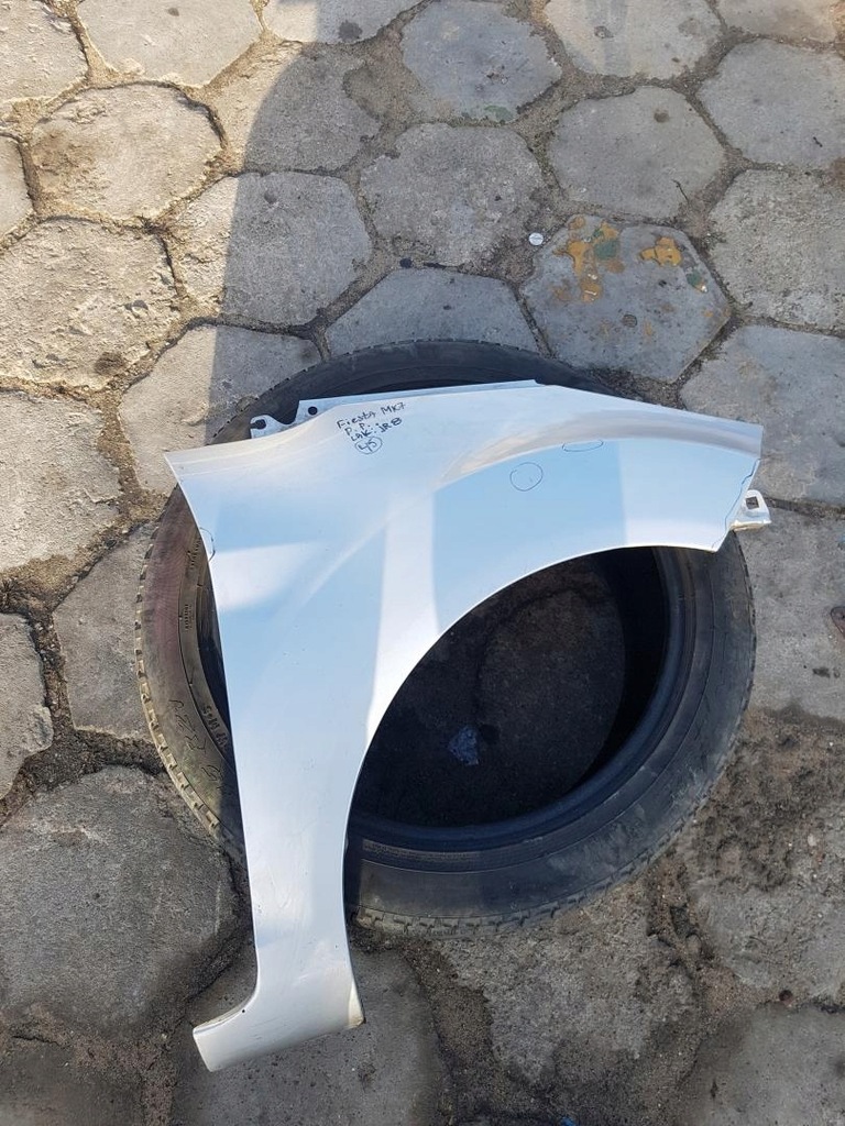 фото №1, Крыло правый перед ford fiesta mk7 jr8