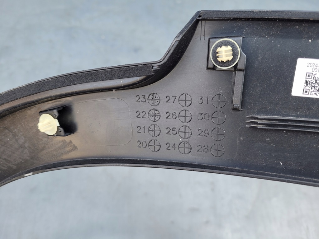 фото №10, Toyota corolla cross 2021- 22- молдинг na крыло правый задний задняя