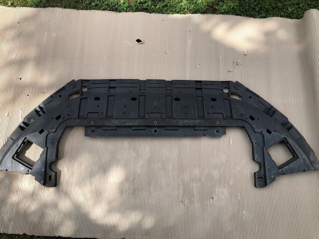 фото №1, Плита бампера volvo v40