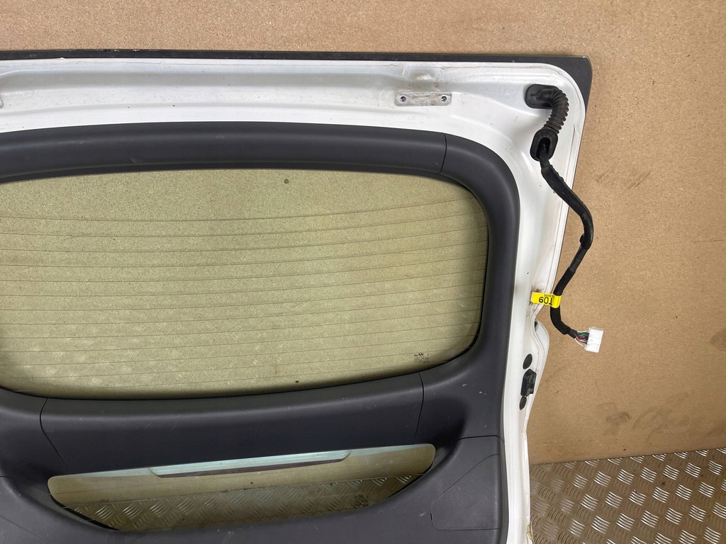 фото №11, Hyundai ioniq 2017 задня кришка багажника багажника