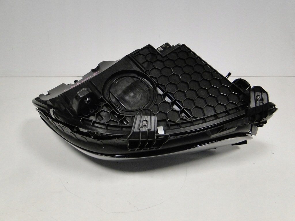 фото №9, Mercedes c klasa 206 w206 лампа передняя левая led