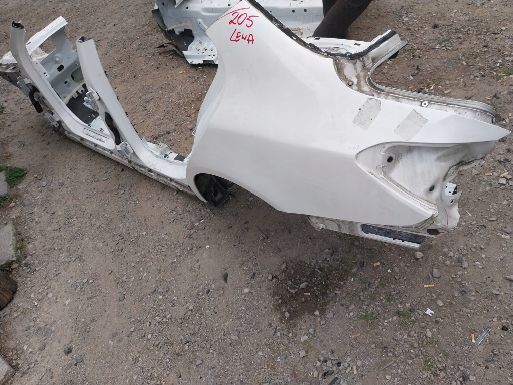 Купити Mercedes w205 четвертина ліва лонжерон крило задня поріг повний