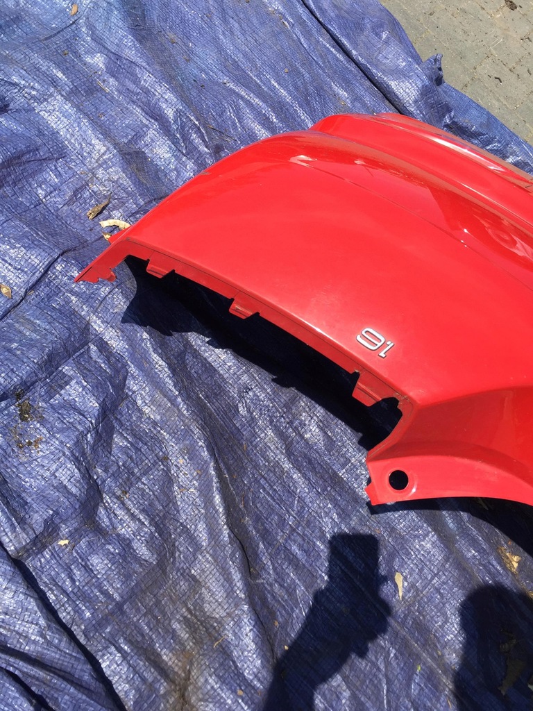 фото №8, Volvo c30 бампер задня kompletny