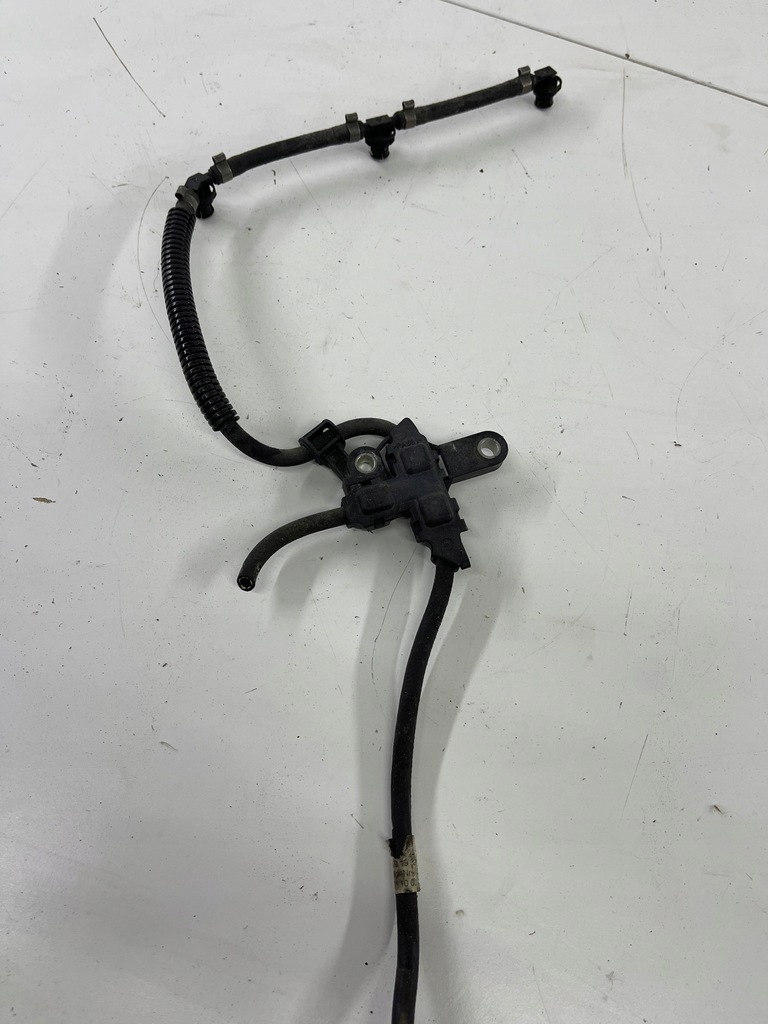 фото №1, Mercedes r-klasa w251 3.0 v6 cdi розподільник пального a6420780341 + дроти