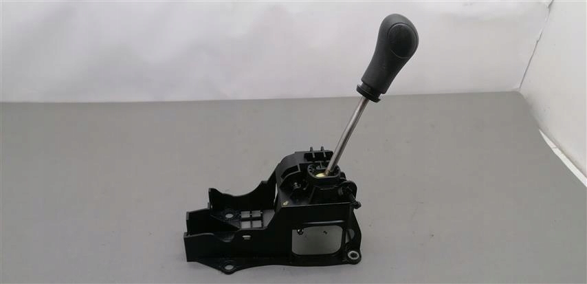 фото №8, Ручка домкрат переключения передач nissan note e12 1.2b