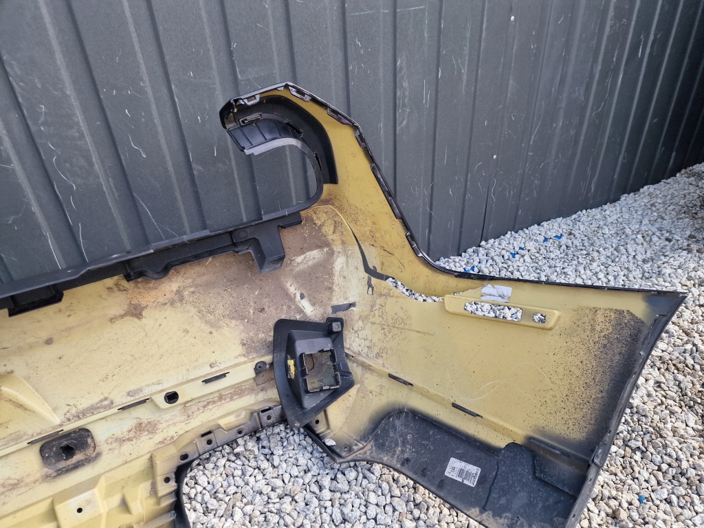 Dodge challenger 2015 2016 17 18 19 бампер задний задний задний задний оригинальный с Разборки