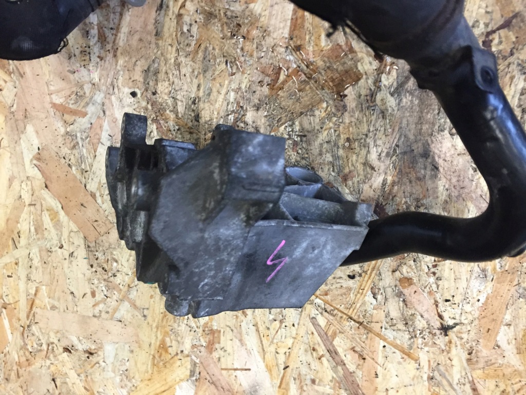 A5 8t a4 b8 3.0 tdi кронштейн генератора 059145169ag Киев