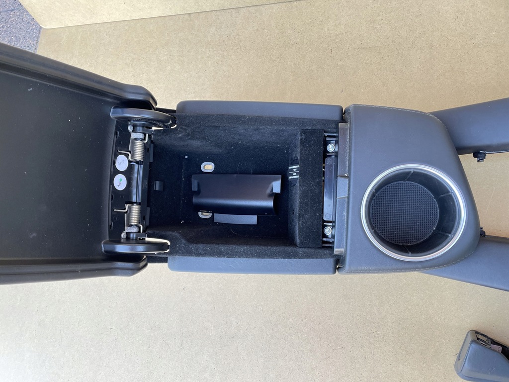 фото №6, Тунель середній підлокітник porsche panamera