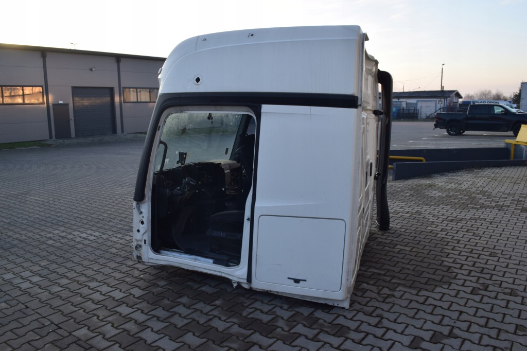 фото №2, Каркас кабина mercedes actros mp4 giga space