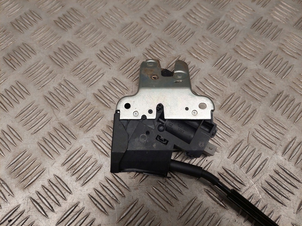 фото №6, Audi s5 2008 с задний замок крышки задний / багажника