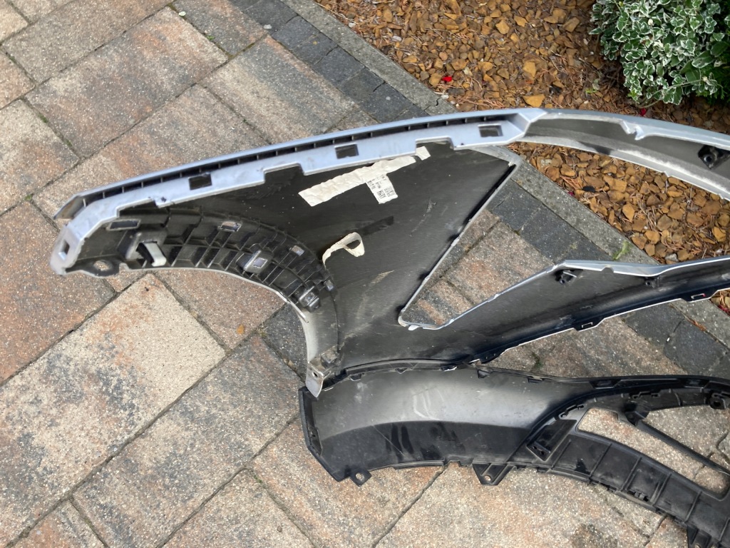 Бампер перед hyundai bayon в Україні