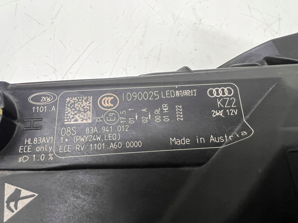 Audi q3 2 фара full led правый  83a941012 Недорого