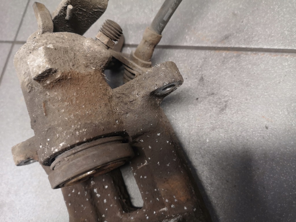 фото №5, Супорт гальмівний правий задня audi a3 8p lift