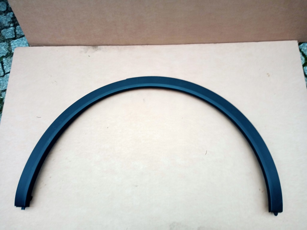 фото №1, Porsche cayenne iii левая молдинг крыла задняя