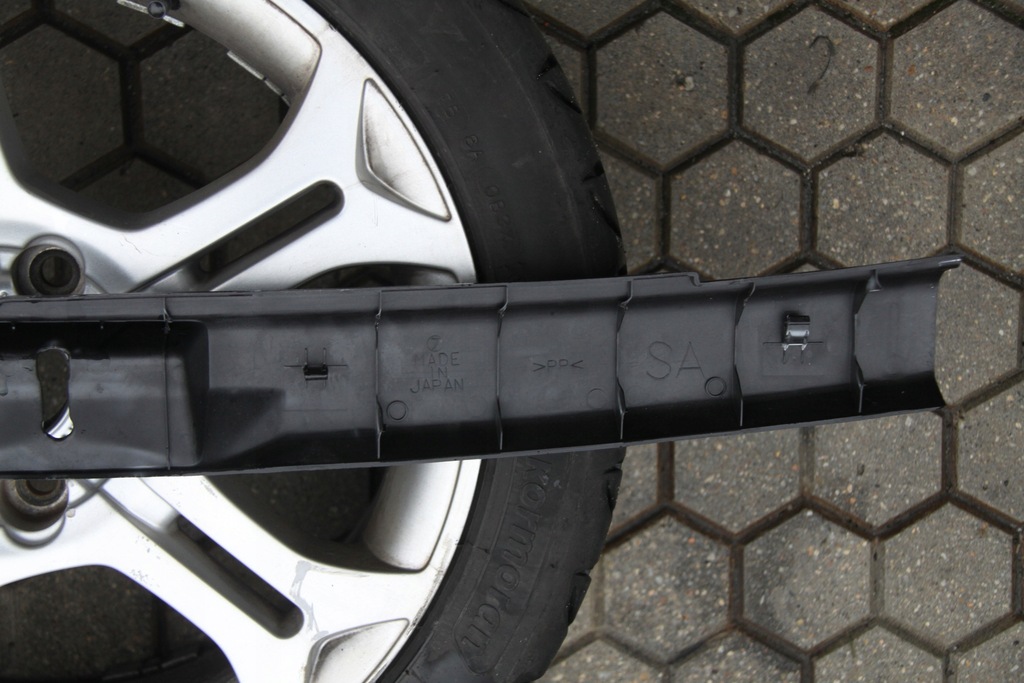 фото №5, Молдинг багажника subaru forester ii sg lift 05 08 94026sa000