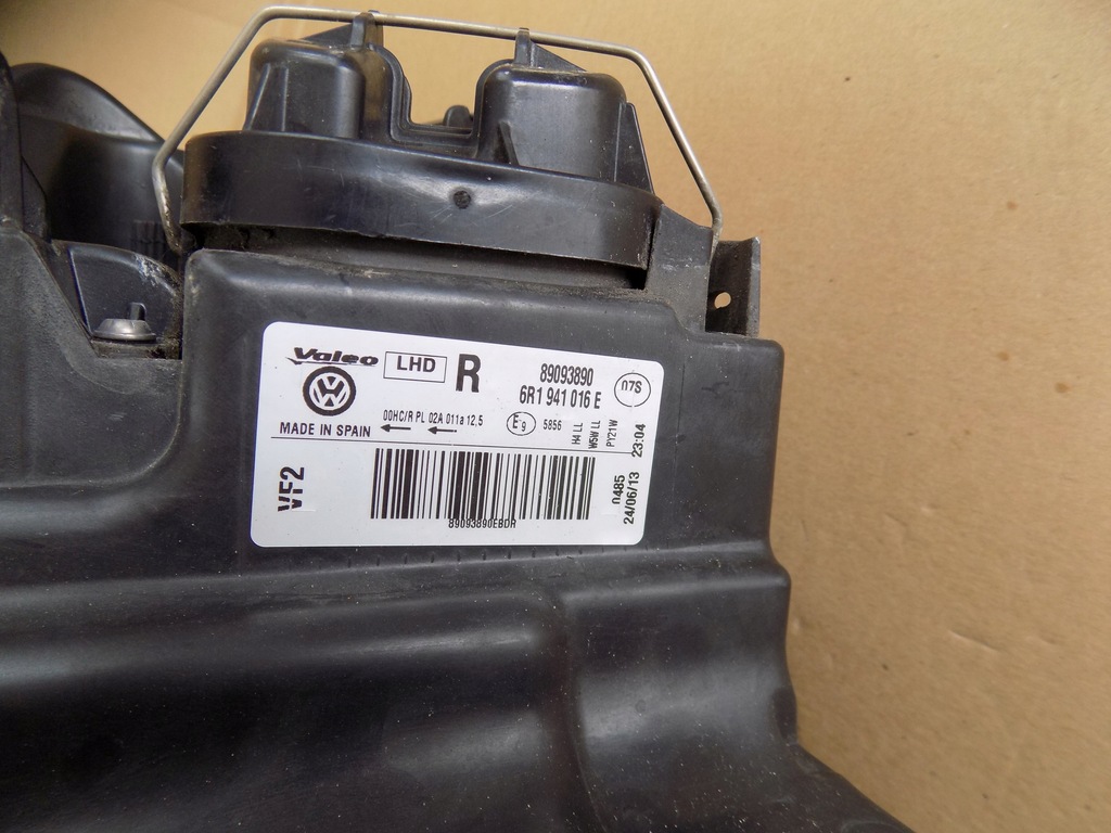 фото №10, Vw polo v лампа правый перед правая передняя 6r1941016e оригинал