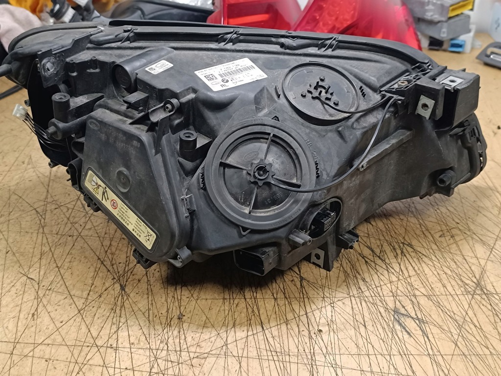 фото №9, Bmw 7 f01 f02 f03 f04 2011 левая сторона лампа передняя