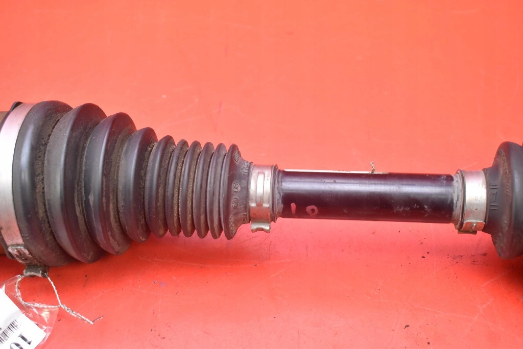 Приводной вал левая перед механическая коробка передач 7591681 bmw x1 e84 2.0 d 184 km xdrive 12-15 Недорого