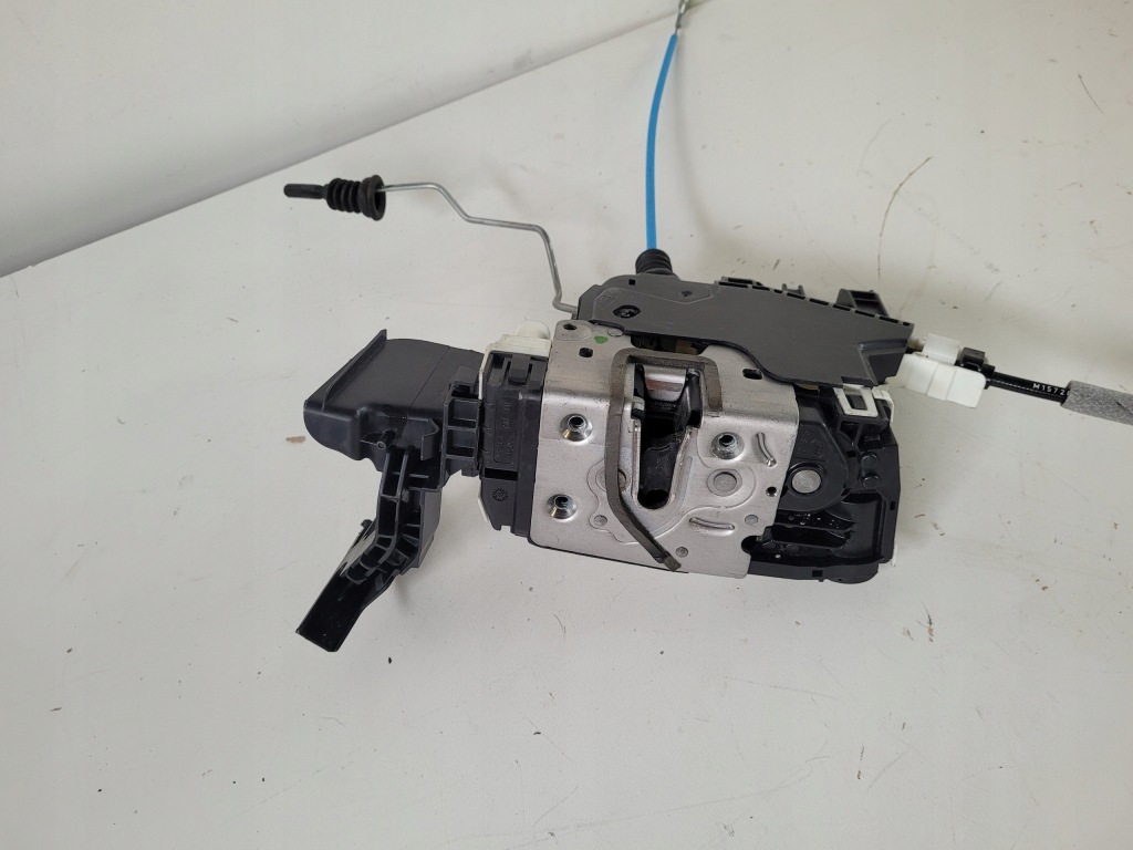 Замок дверь левый перед mercedes w166 a1667200735 Недорого