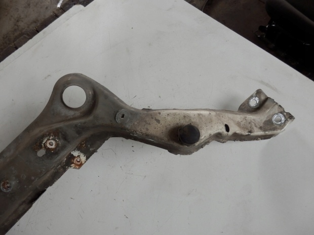 фото №5, Ford transit connect i 02 pas передній підсилювач